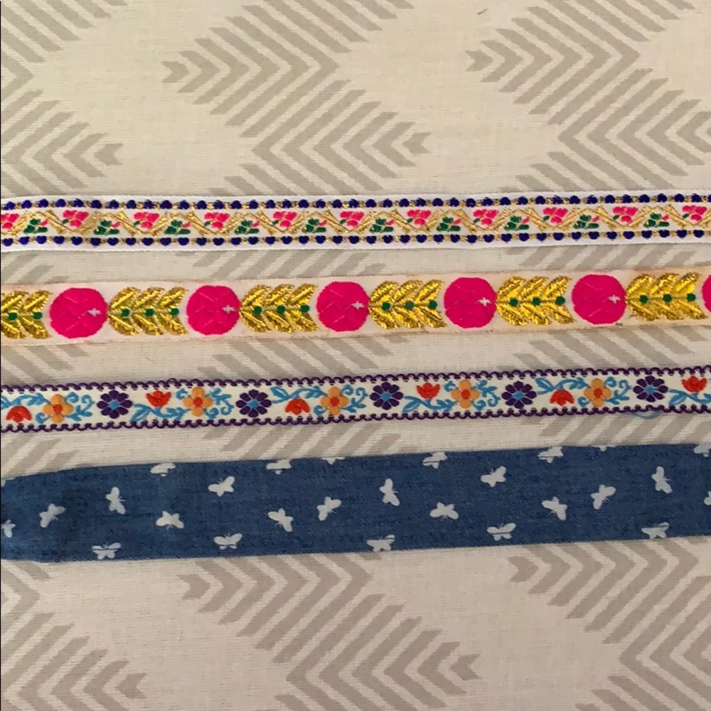 Chokers set of 4